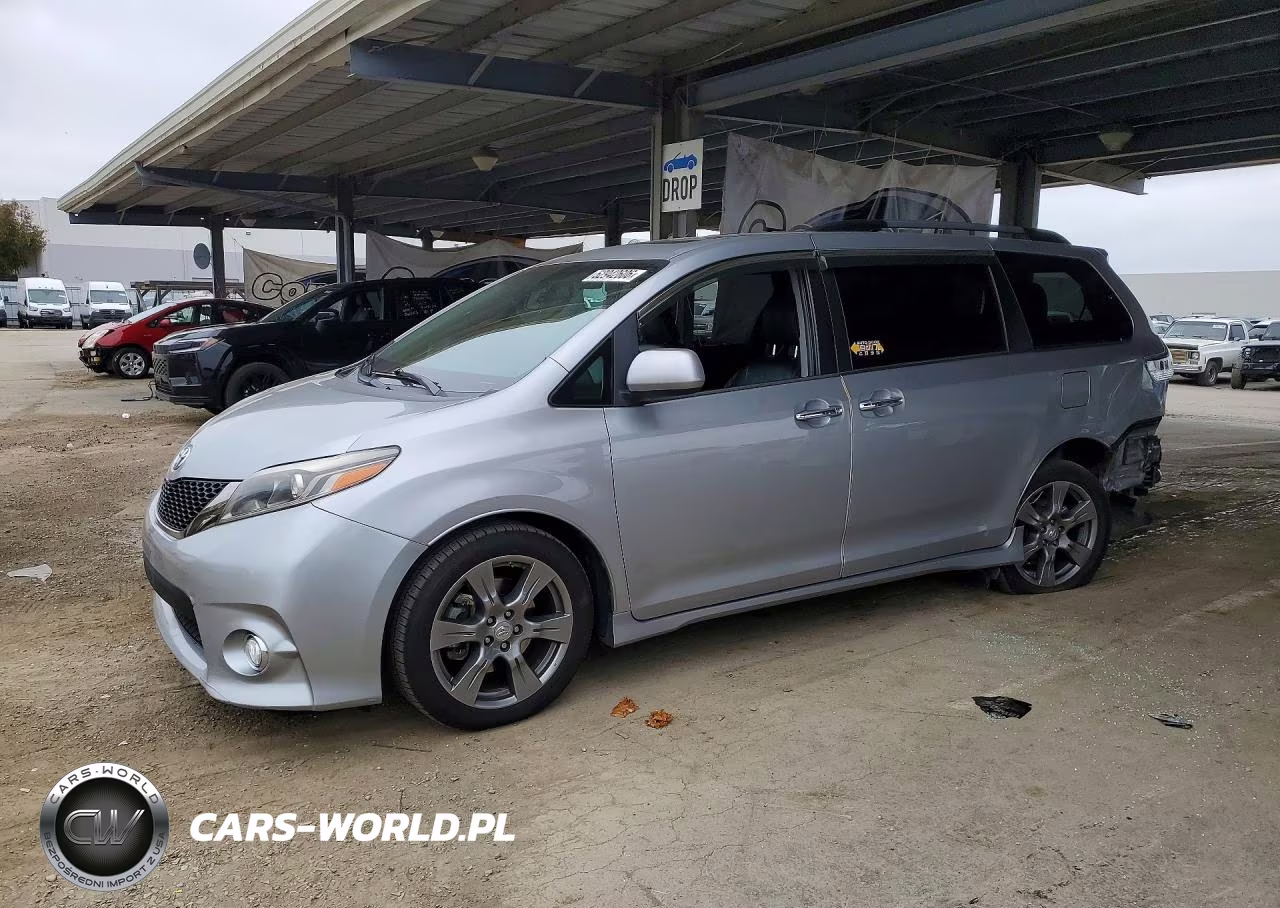 2017 Toyota Sienna Se