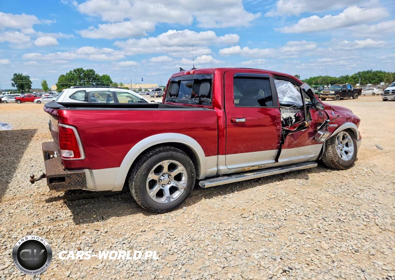 2014 Ram 1500 Laramie VIN:1C6RR7NT8ES137103 - 3