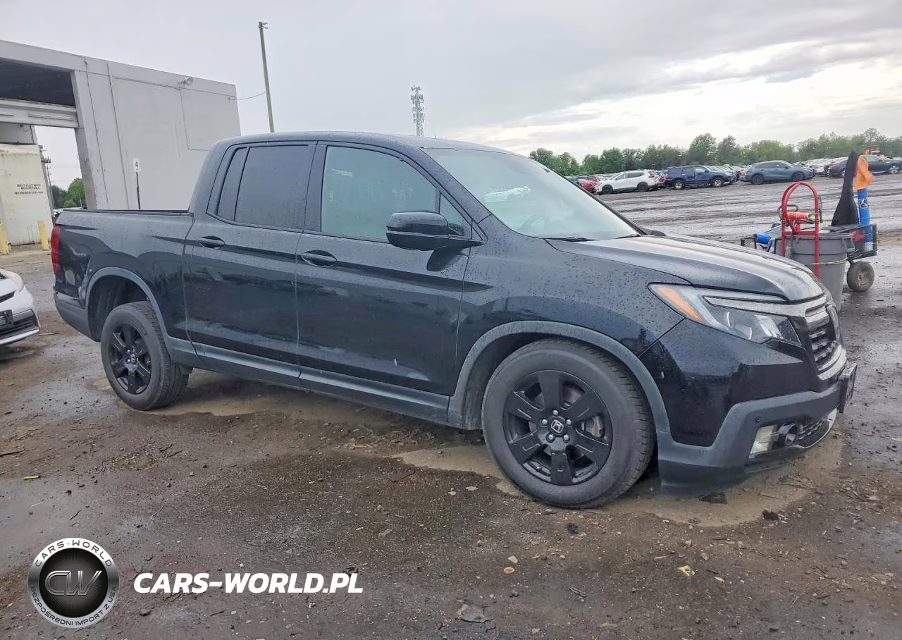 2018 Honda Ridgeline Black Edition VIN:5FPYK3F82JB012673 - 4