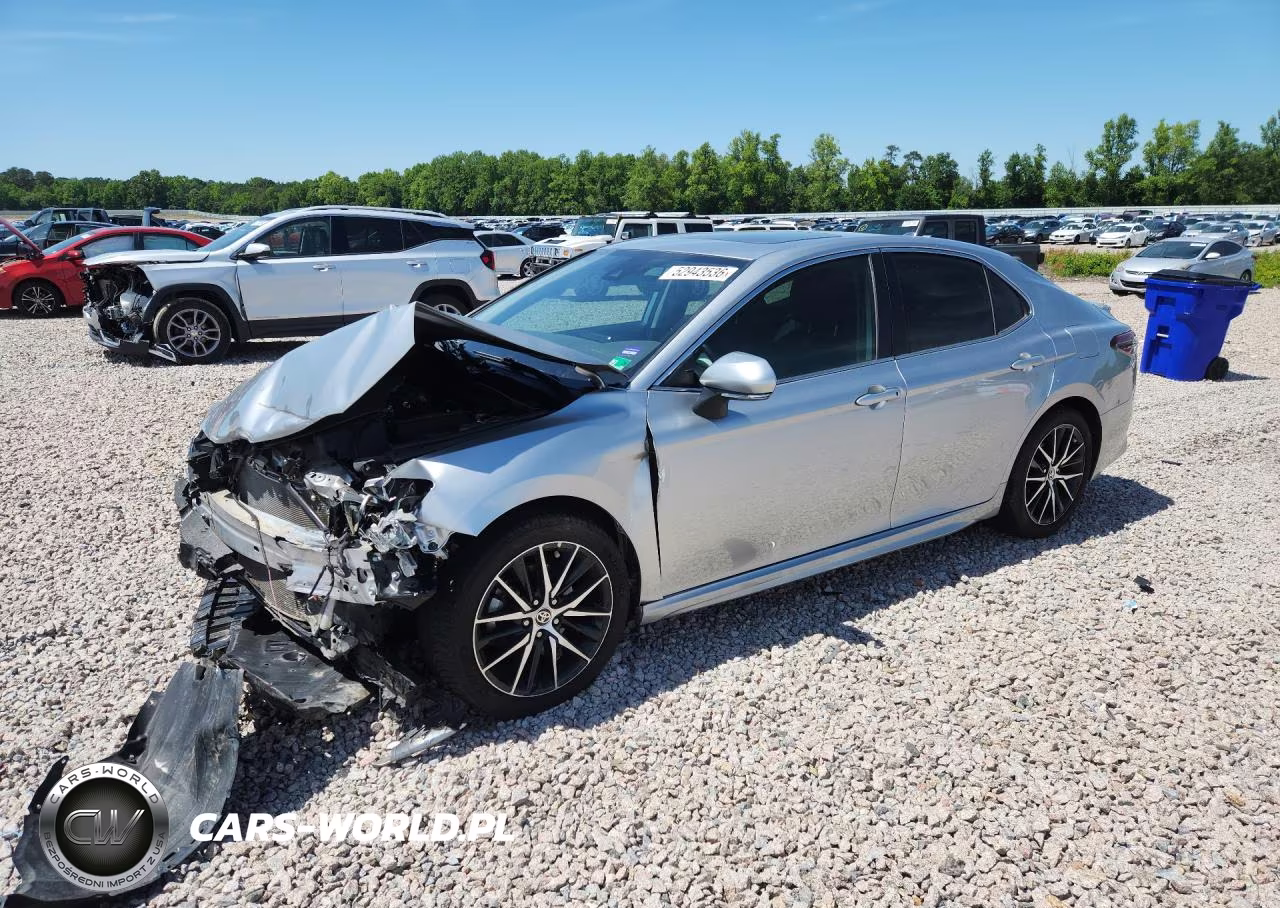 2022 Toyota Camry Se – zdjęcie 1 z 12