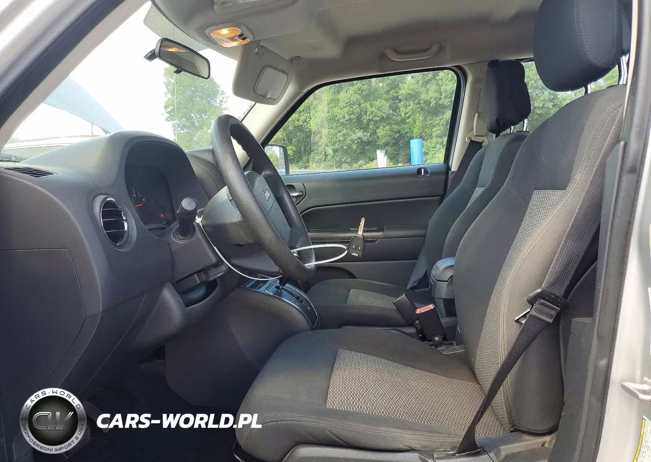 2010 Jeep Patriot Sport VIN:1J4NT2GBXAD655724 - 7