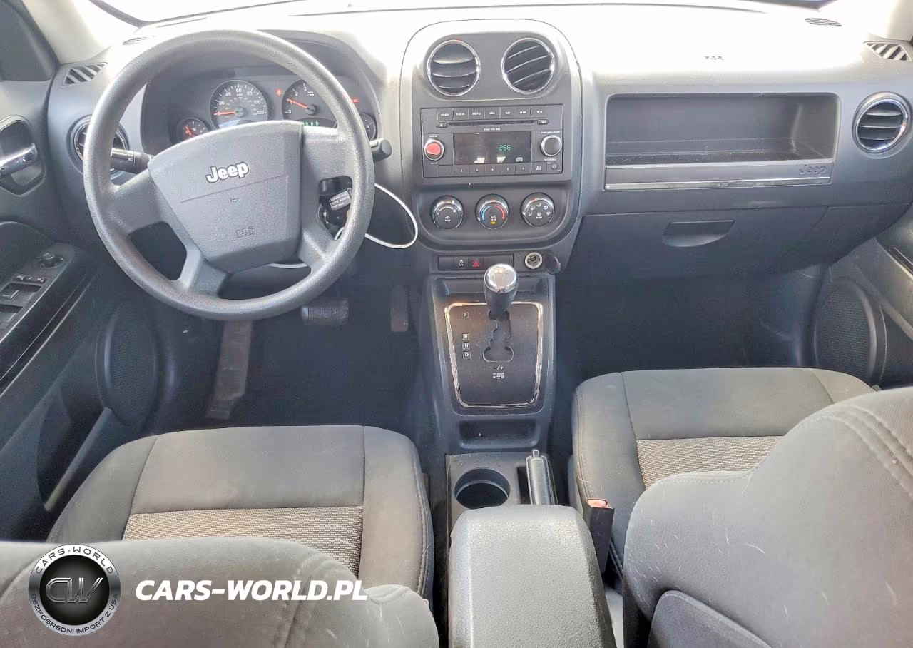 2010 Jeep Patriot Sport VIN:1J4NT2GBXAD655724 - 8
