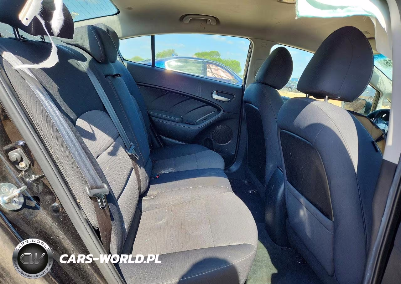 2018 Kia Forte Lx VIN:3KPFL4A72JE273311 - 10