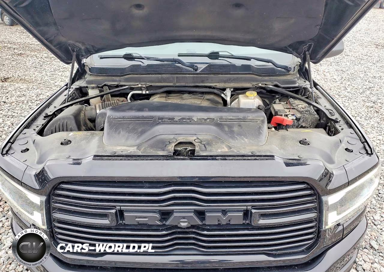 2019 Ram 3500 VIN:3C63R3JJ5KG658804 - 11