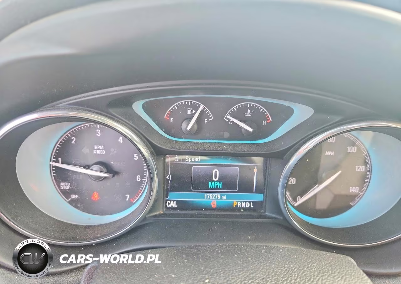 2017 Buick Envision Essence VIN:LRBFXBSAXHD162986 - 9