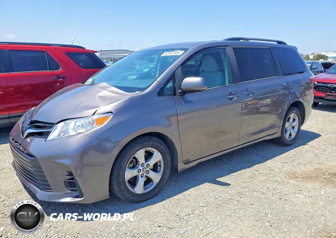 2020 Toyota Sienna Le