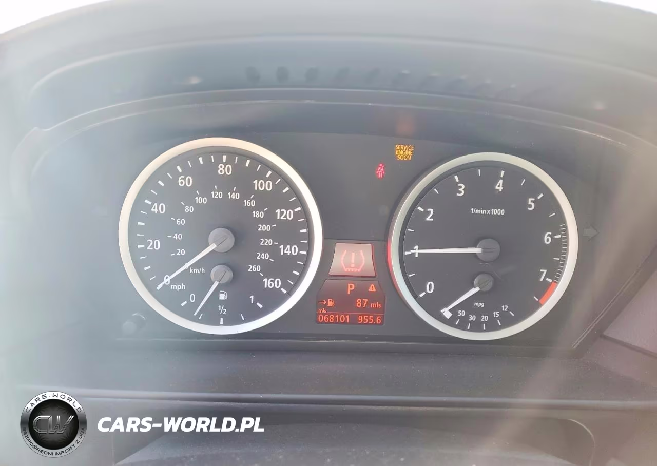2007 BMW 525 I VIN:WBANE53567CW60609 - 9