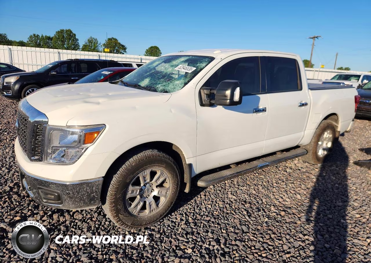 2018 Nissan Titan Sv