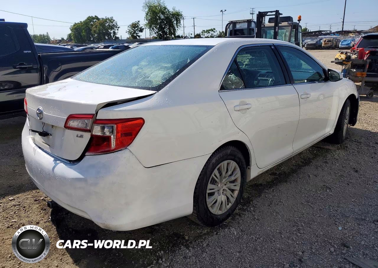 2012 Toyota Camry Le VIN:4T1BF1FK3CU565678 - 3