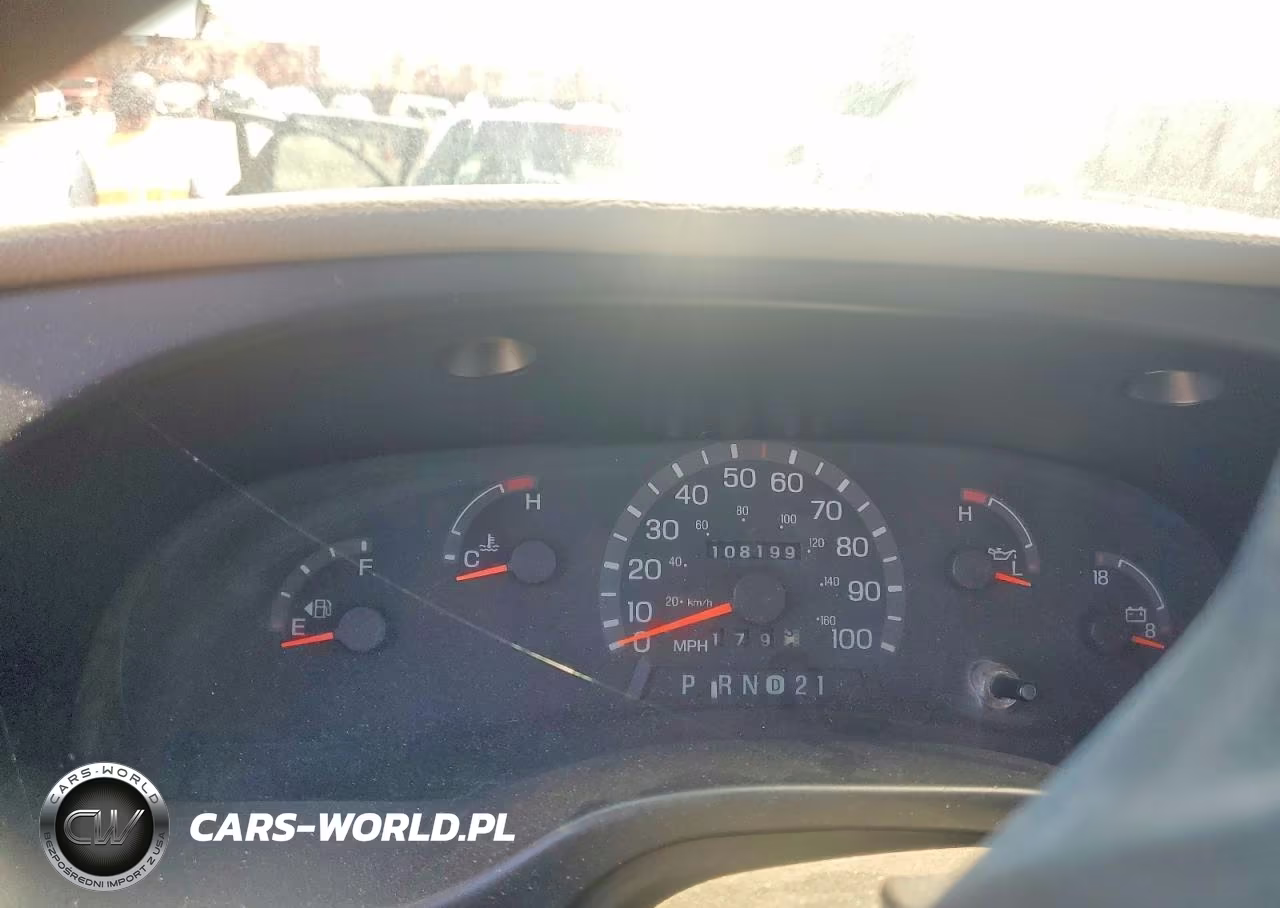 1999 Ford Econoline E350 Super Duty Wagon VIN:1FBSS31M9XHB94100 - 9