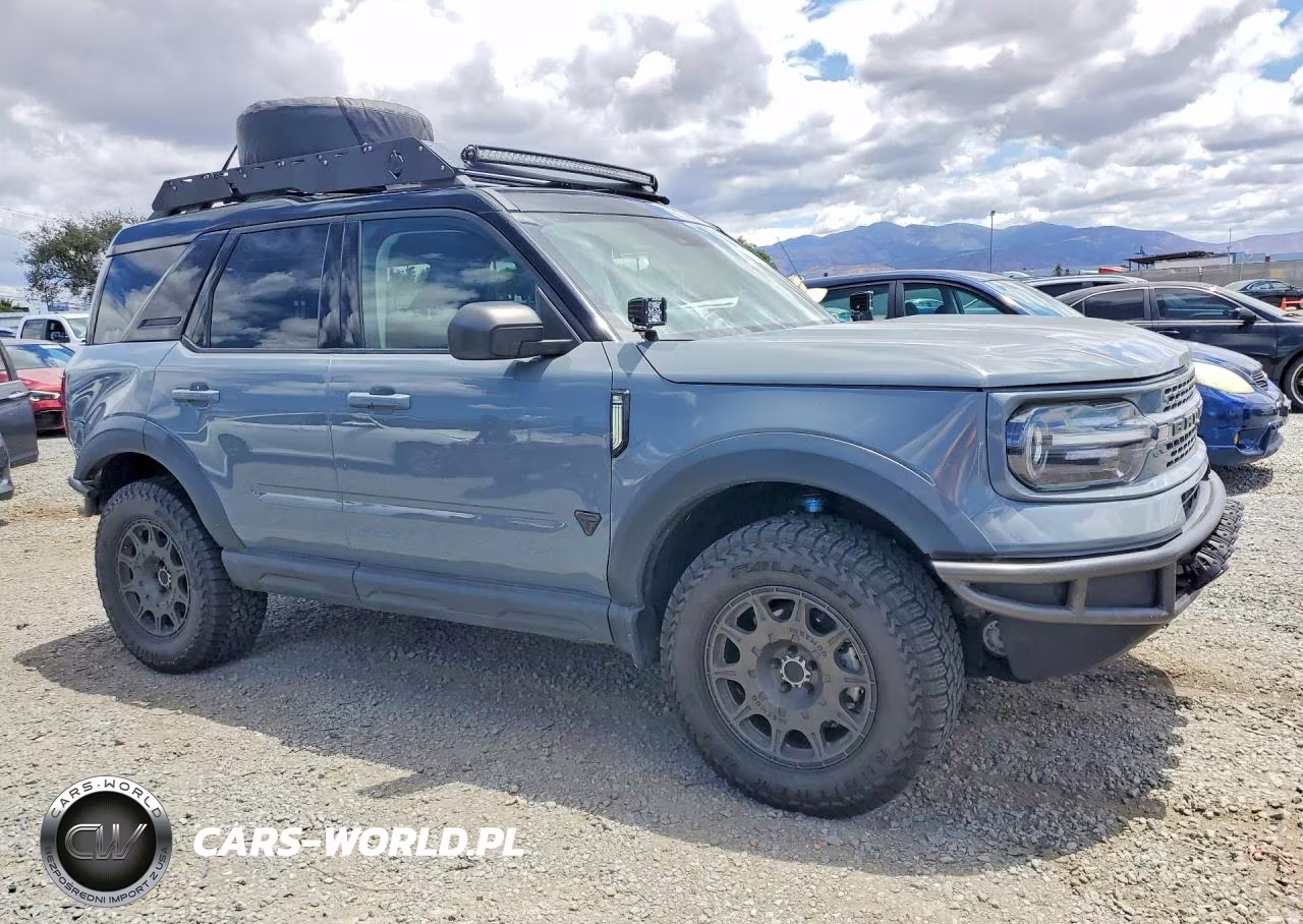 2021 Ford Bronco Sport Badlands VIN:3FMCR9D90MRA00114 - 4