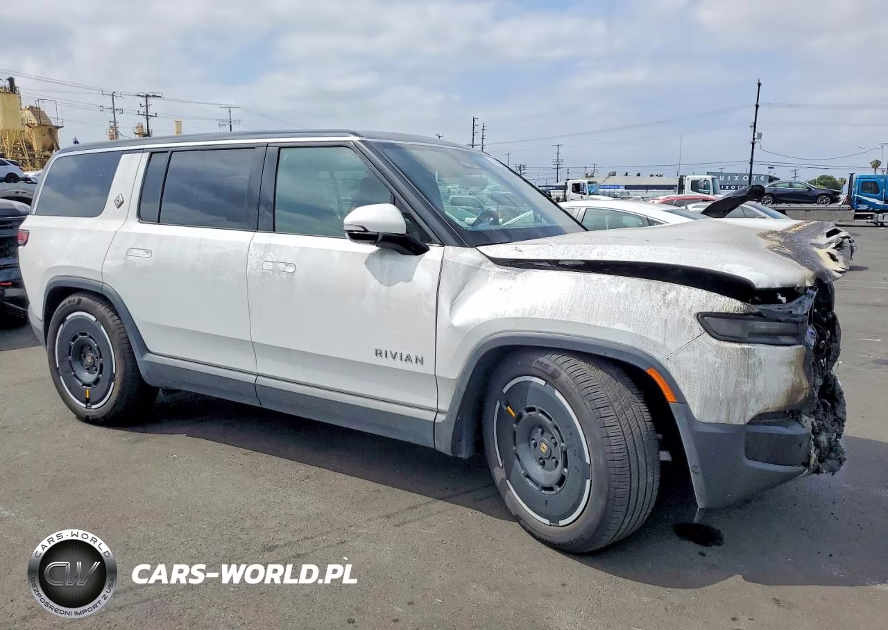 2025 Rivian R1S Adventure VIN:7PDSGBBA3SN053036 - 4