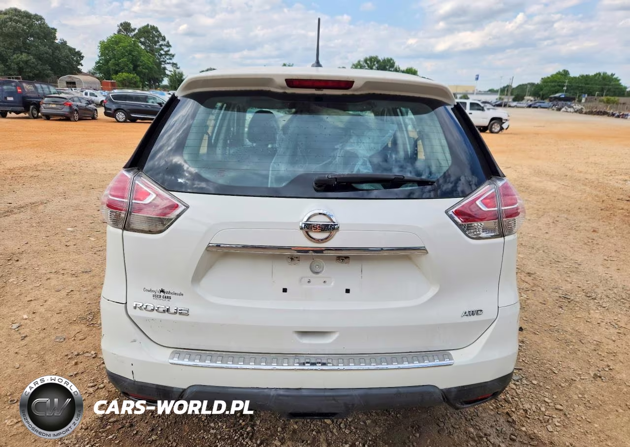2015 Nissan Rogue S VIN:5N1AT2MV7FC835755 - 6