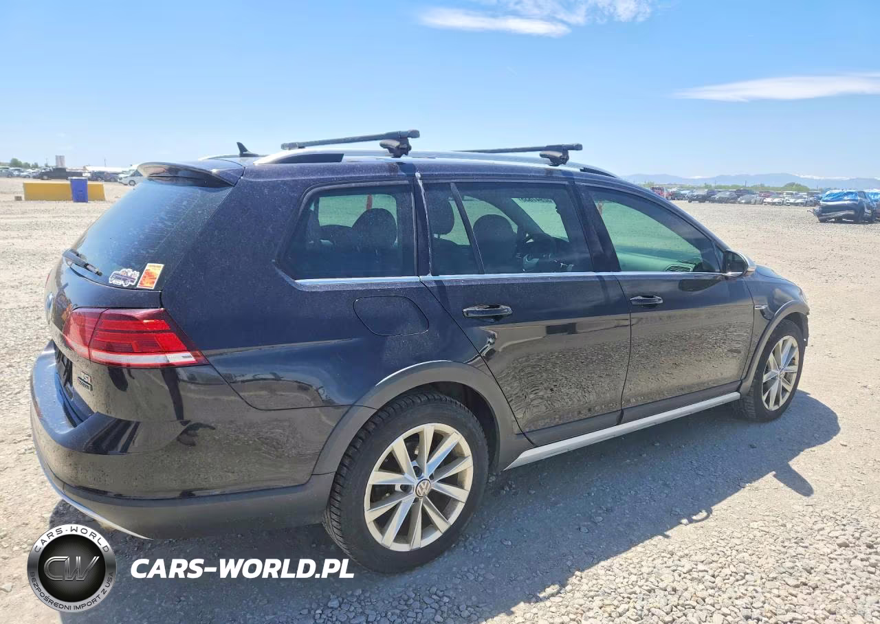 2018 Volkswagen Golf Alltrack S VIN:3VWH17AU2JM757522 - 3