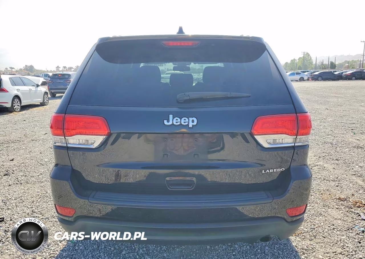 2015 Jeep Grand Cherokee Laredo VIN:1C4RJEAG7FC808463 - 6