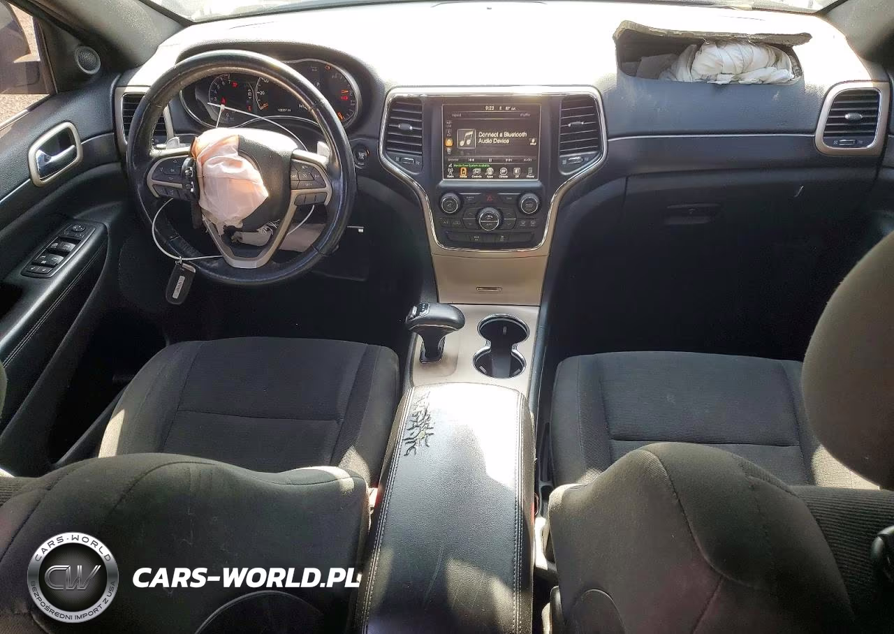 2015 Jeep Grand Cherokee Laredo VIN:1C4RJEAG7FC808463 - 8