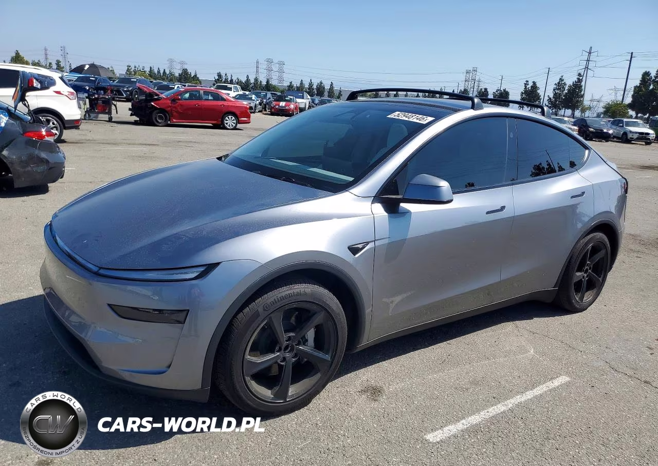 2026 Tesla Model Y – zdjęcie 1 z 12