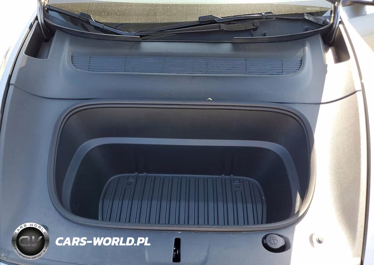 2026 Tesla Model Y VIN:7SAYGDEDXTF406393 - 11