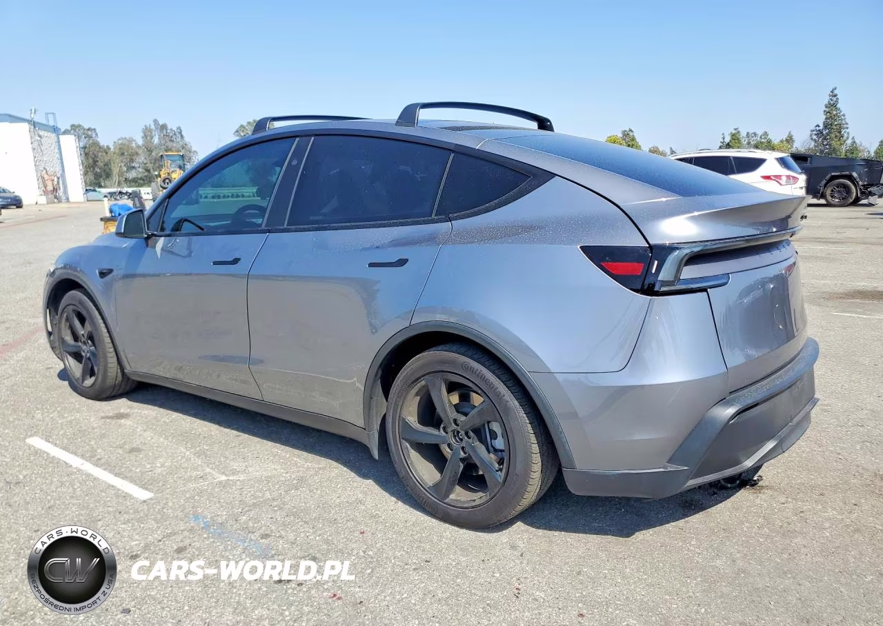 2026 Tesla Model Y VIN:7SAYGDEDXTF406393 - 2