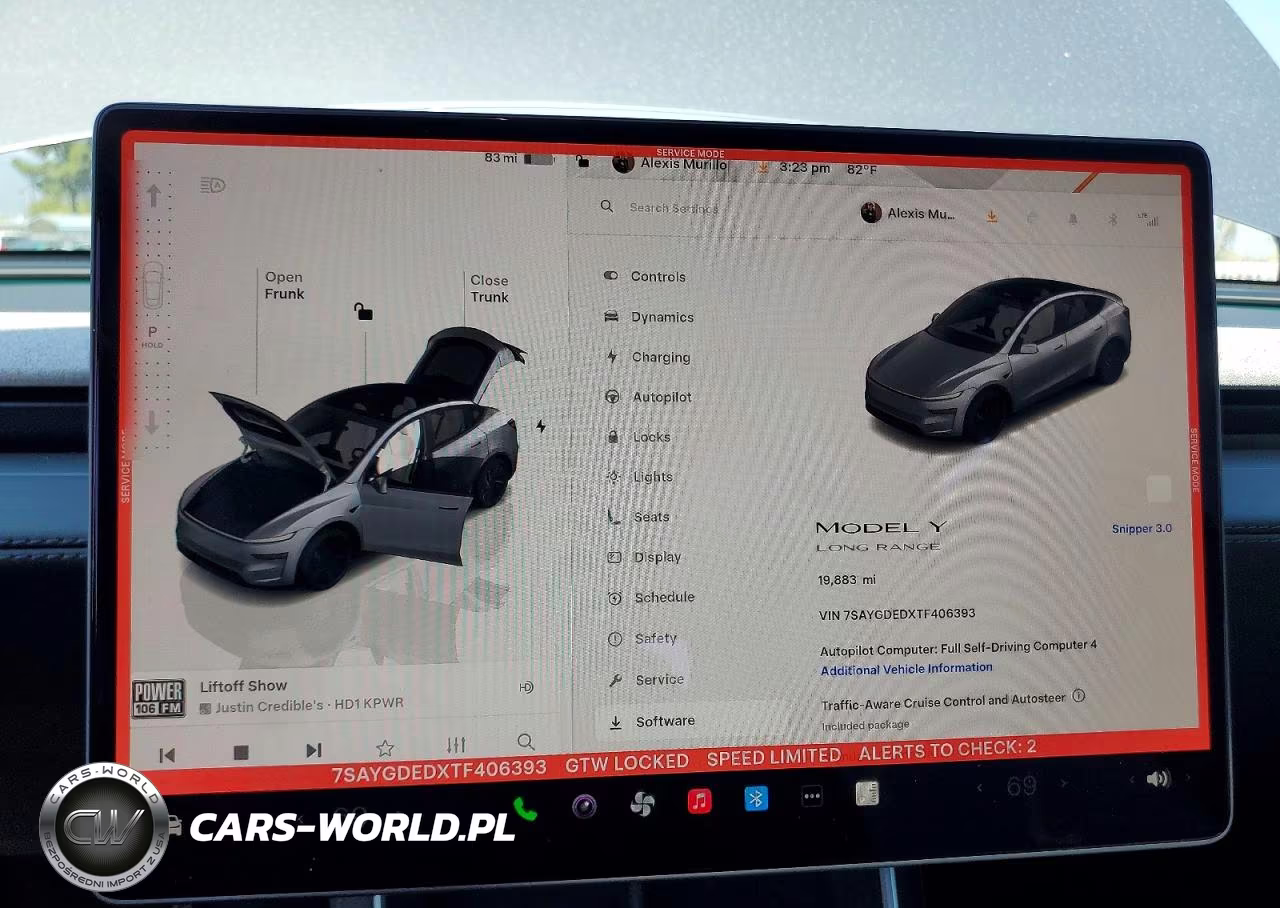 2026 Tesla Model Y VIN:7SAYGDEDXTF406393 - 9