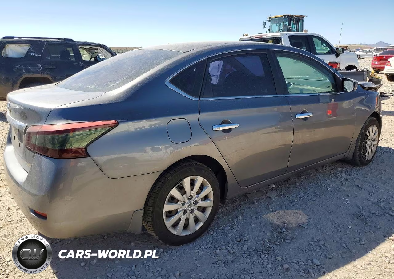 2015 Nissan Sentra S VIN:3N1AB7AP1FY232644 - 3