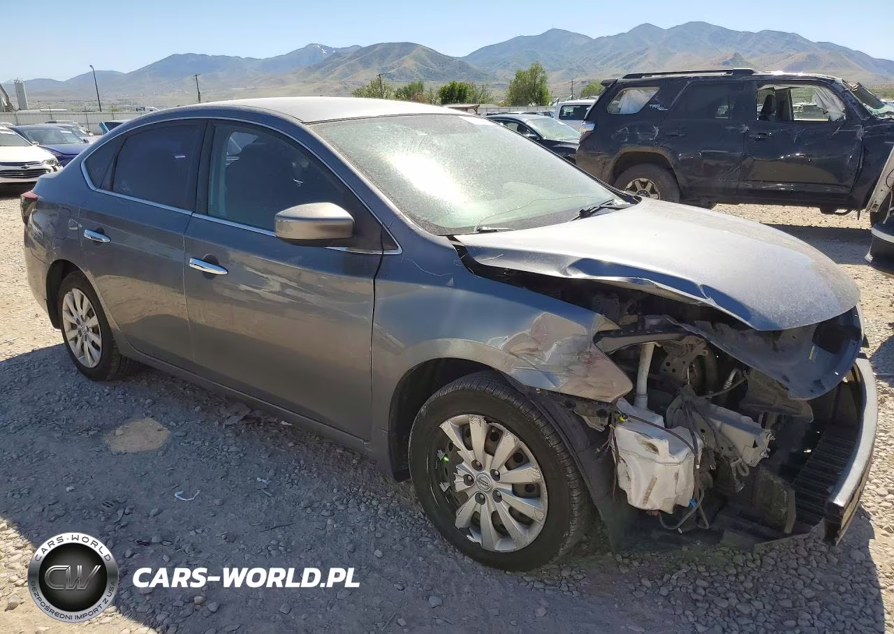 2015 Nissan Sentra S VIN:3N1AB7AP1FY232644 - 4