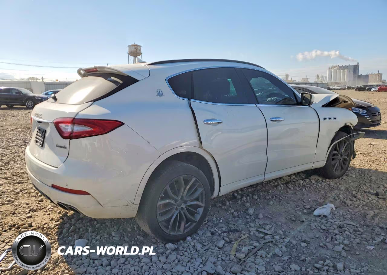 2018 Maserati Levante S Sport VIN:ZN661YUS8JX292005 - 3