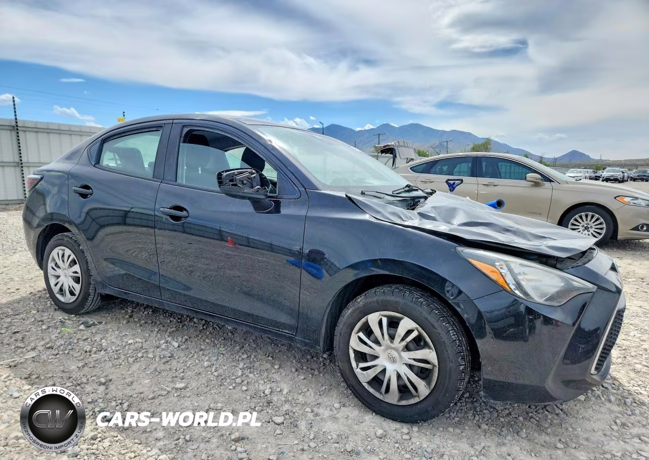 2019 Toyota Yaris L VIN:3MYDLBYV1KY527642 - 4