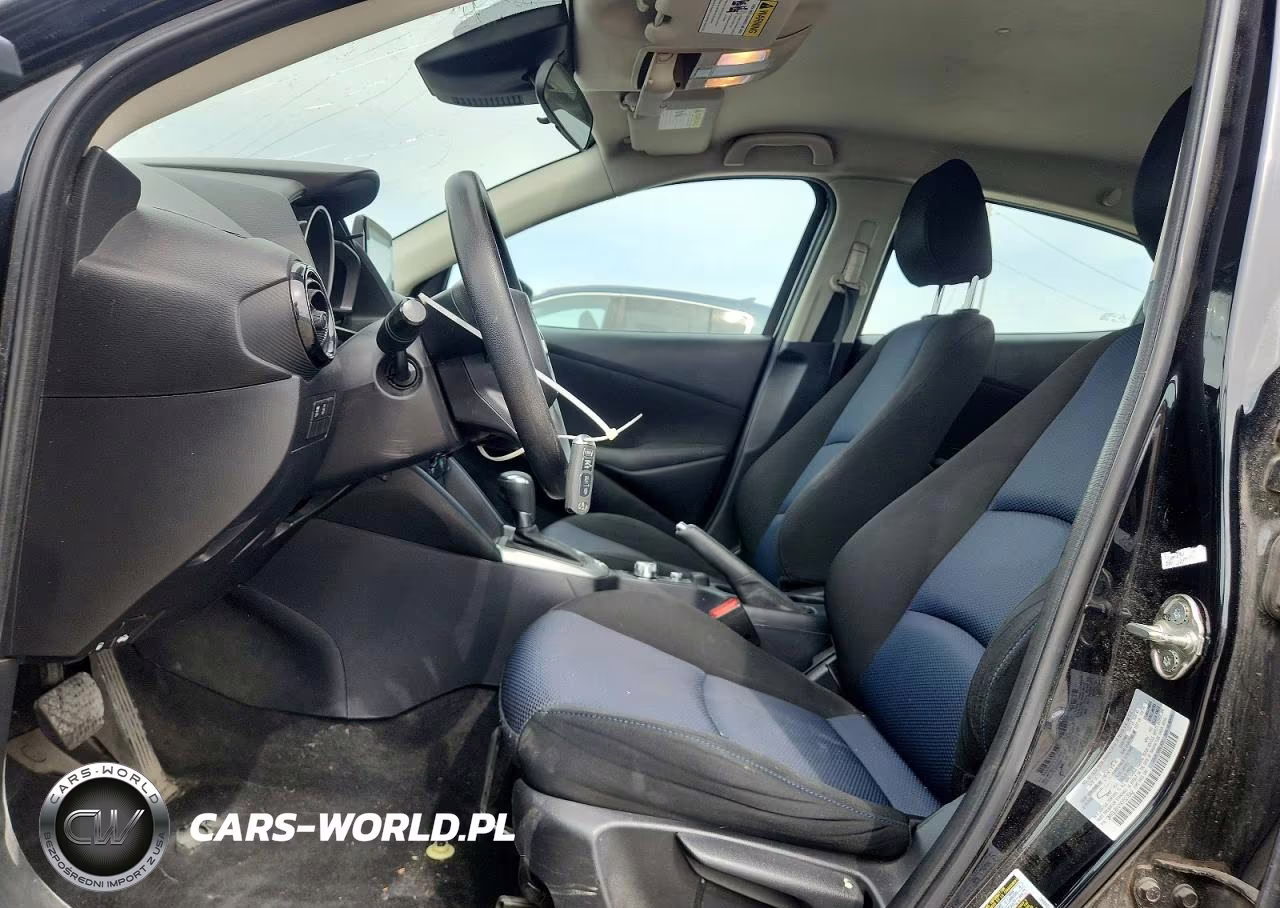 2019 Toyota Yaris L VIN:3MYDLBYV1KY527642 - 7