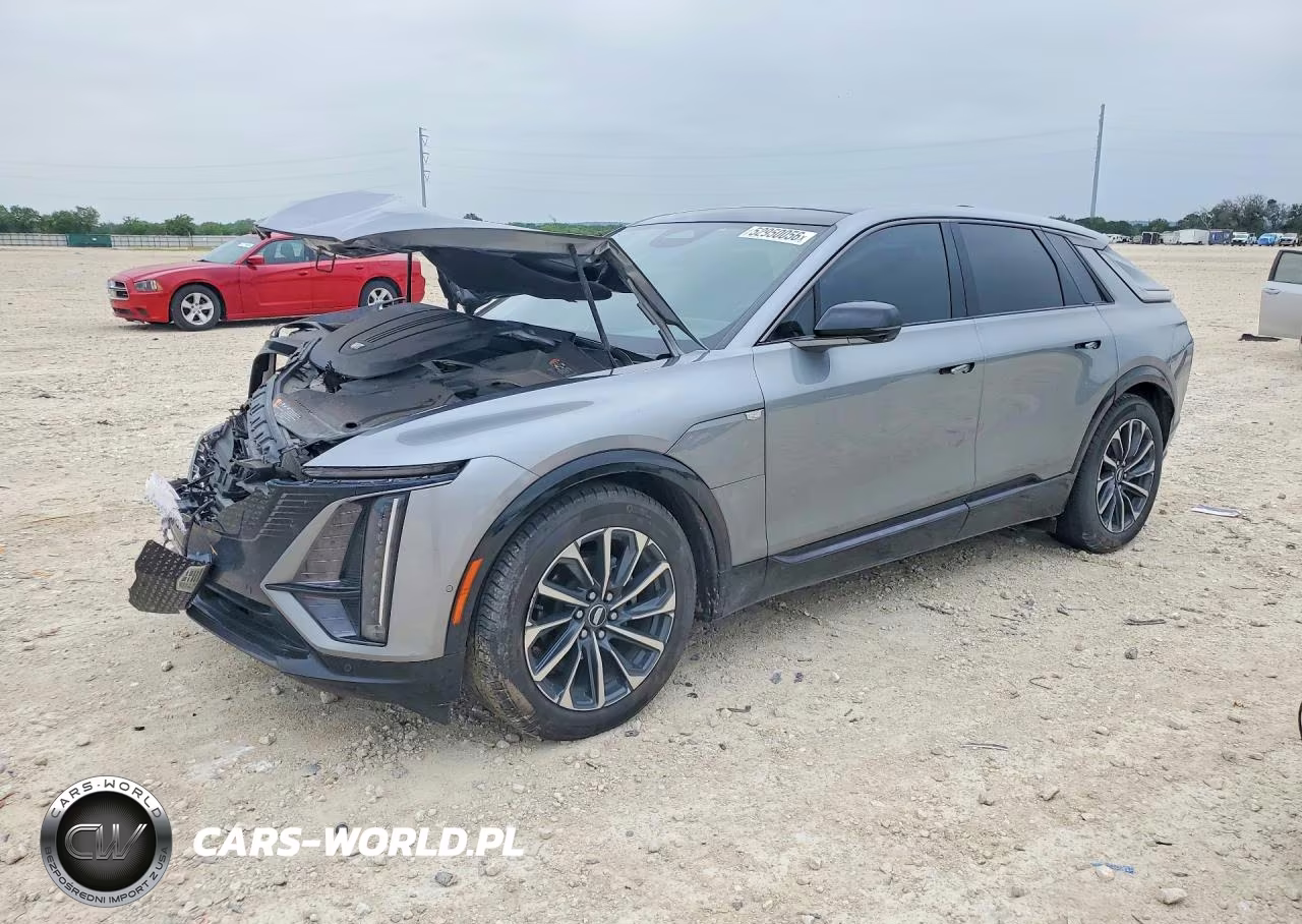 2024 Cadillac Lyriq Sport