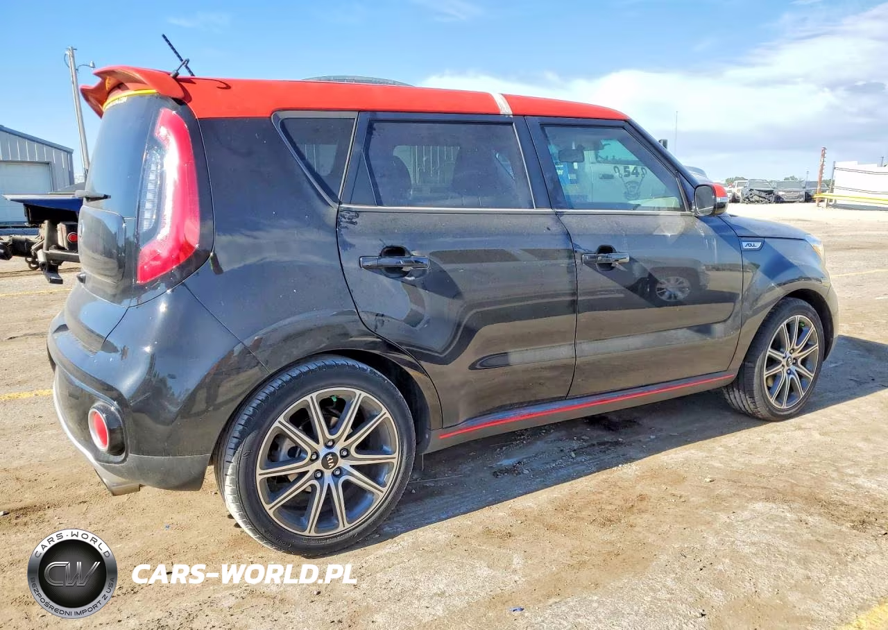 2018 Kia Soul ! VIN:KNDJX3AAXJ7566846 - 3