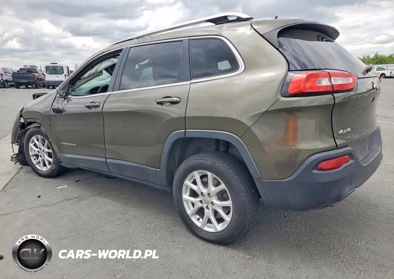 2015 Jeep Cherokee Latitude VIN:1C4PJMCB7FW663944 - 2
