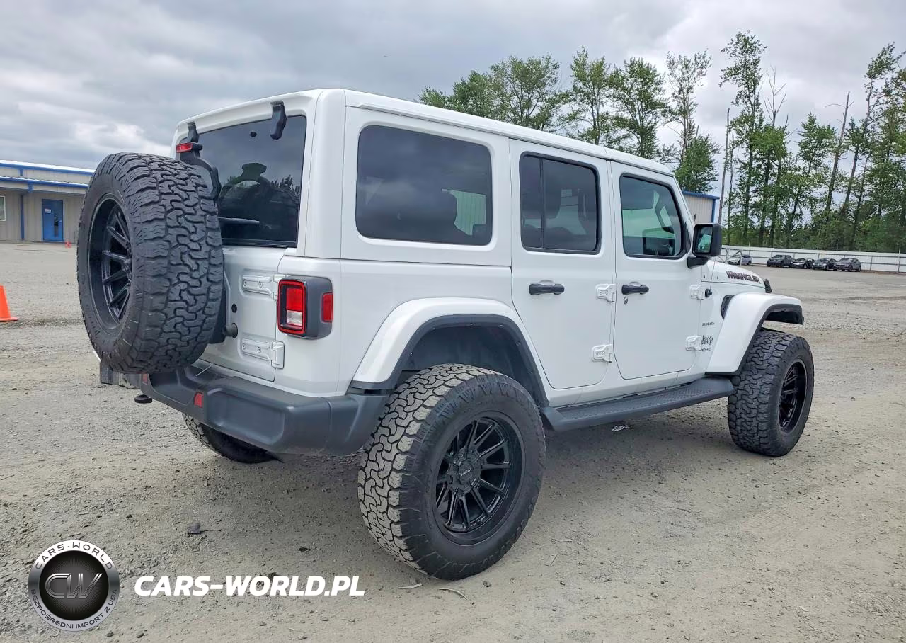 2021 Jeep Wrangler Unlimited Sahara VIN:1C4HJXEN4MW689315 - 3
