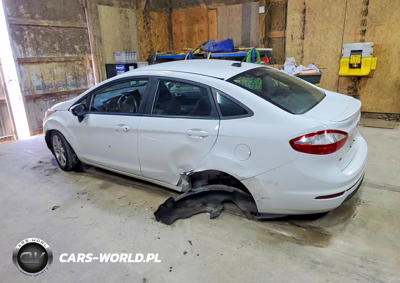 2015 Ford Fiesta Se VIN:3FADP4BJ0FM176021 - 2