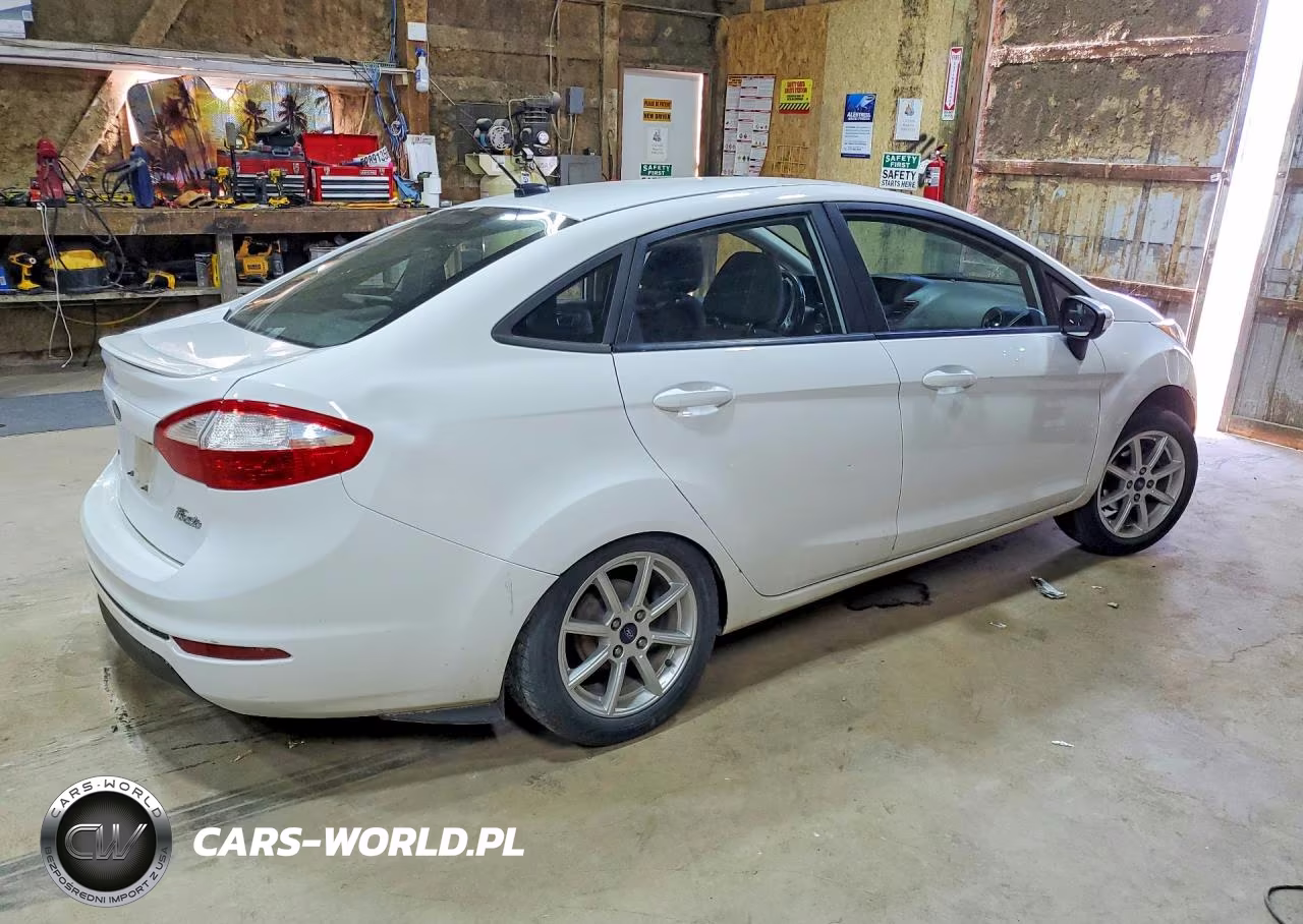 2015 Ford Fiesta Se VIN:3FADP4BJ0FM176021 - 3