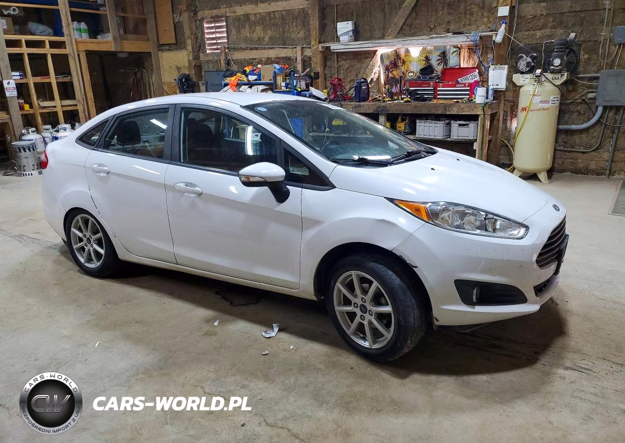 2015 Ford Fiesta Se VIN:3FADP4BJ0FM176021 - 4