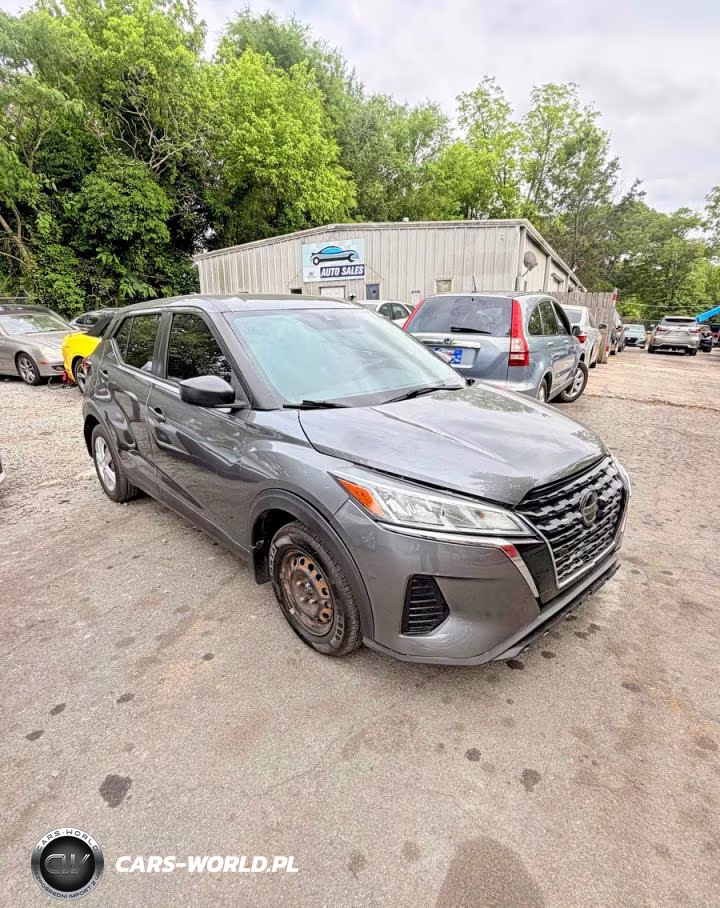 2021 Nissan Kicks S