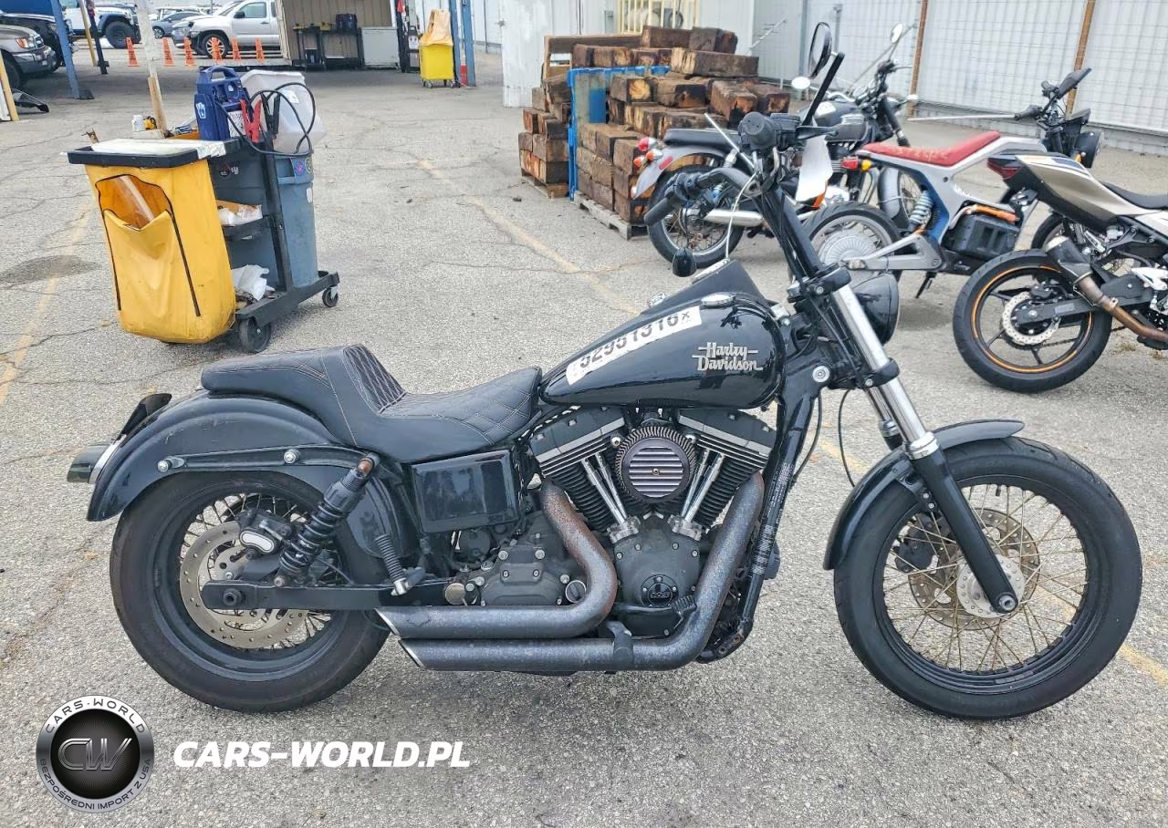 2013 Harley-Davidson Fxdb Dyna Street Bob – zdjęcie 1 z 9