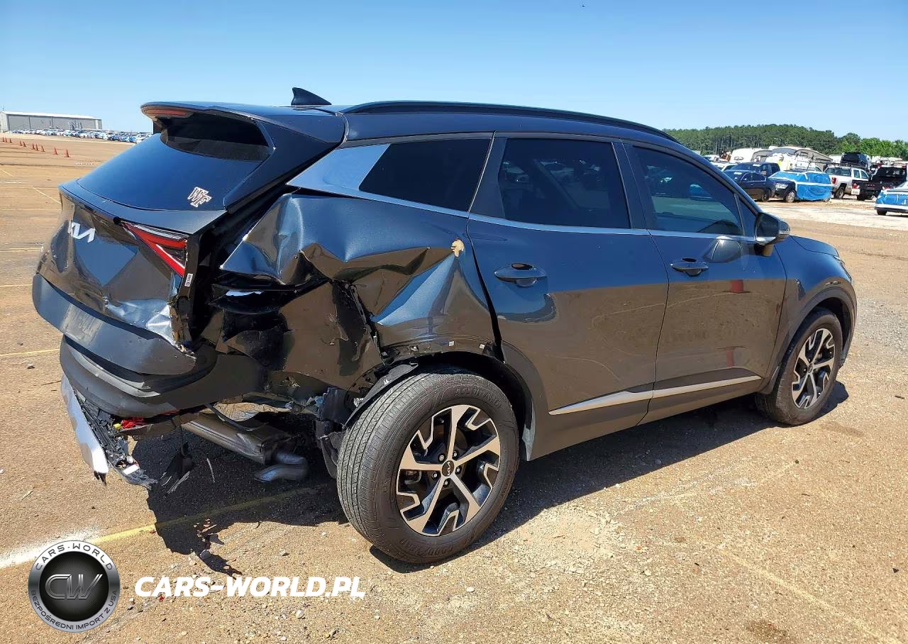 2024 Kia Sportage Ex VIN:KNDPVCDGXR7155586 - 3