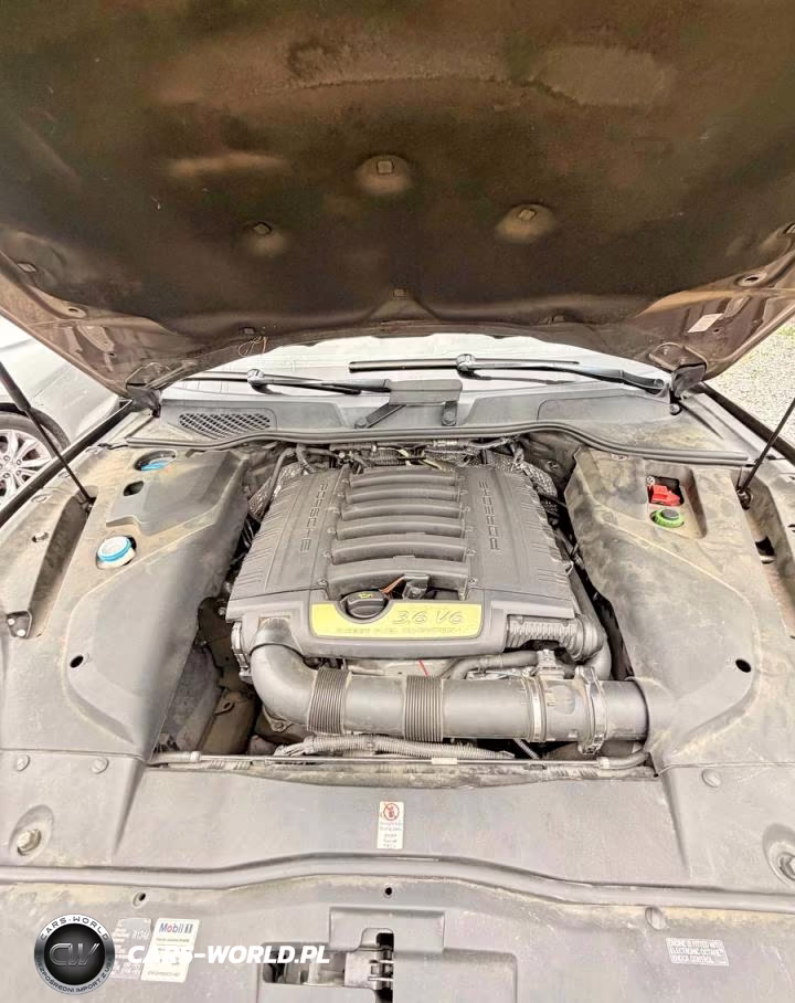 2016 Porsche Cayenne VIN:WP1AA2A20GLA00519 - 7