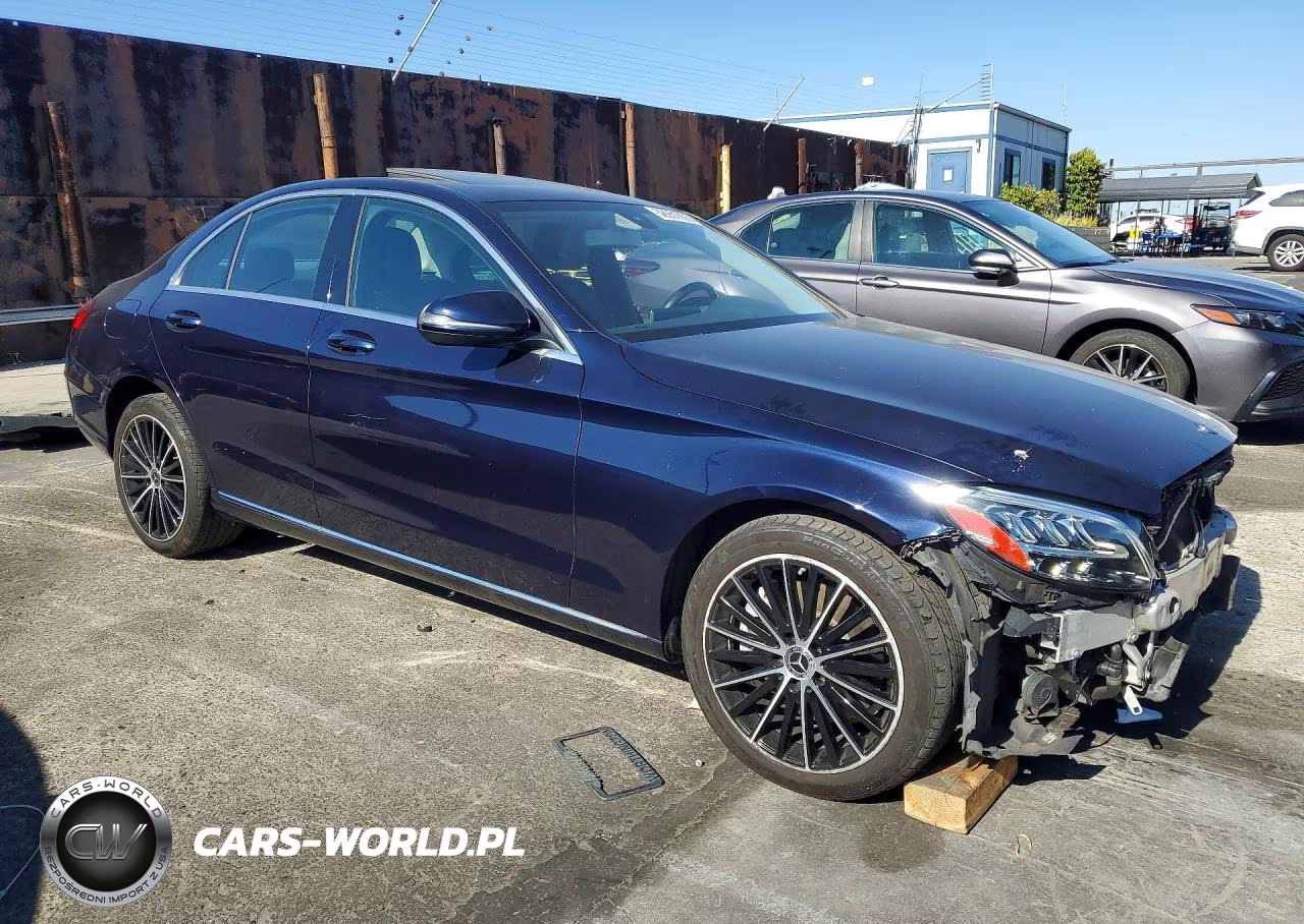 2019 Mercedes-Benz C 300 VIN:55SWF8DB8KU302240 - 4