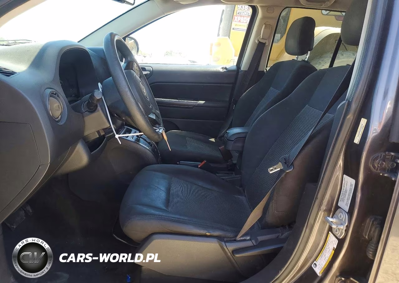 2016 Jeep Compass Sport VIN:1C4NJDBB6GD722729 - 7