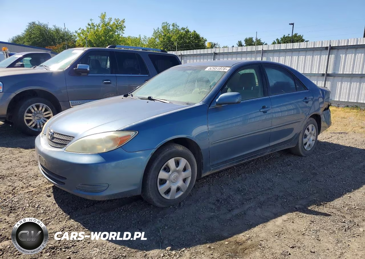 2004 Toyota Camry Le – zdjęcie 1 z 12
