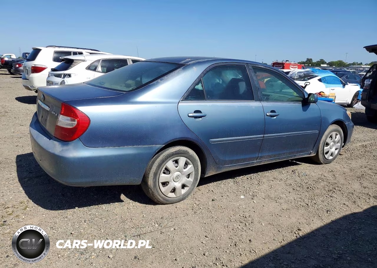 2004 Toyota Camry Le VIN:4T1BE32K54U813533 - 3