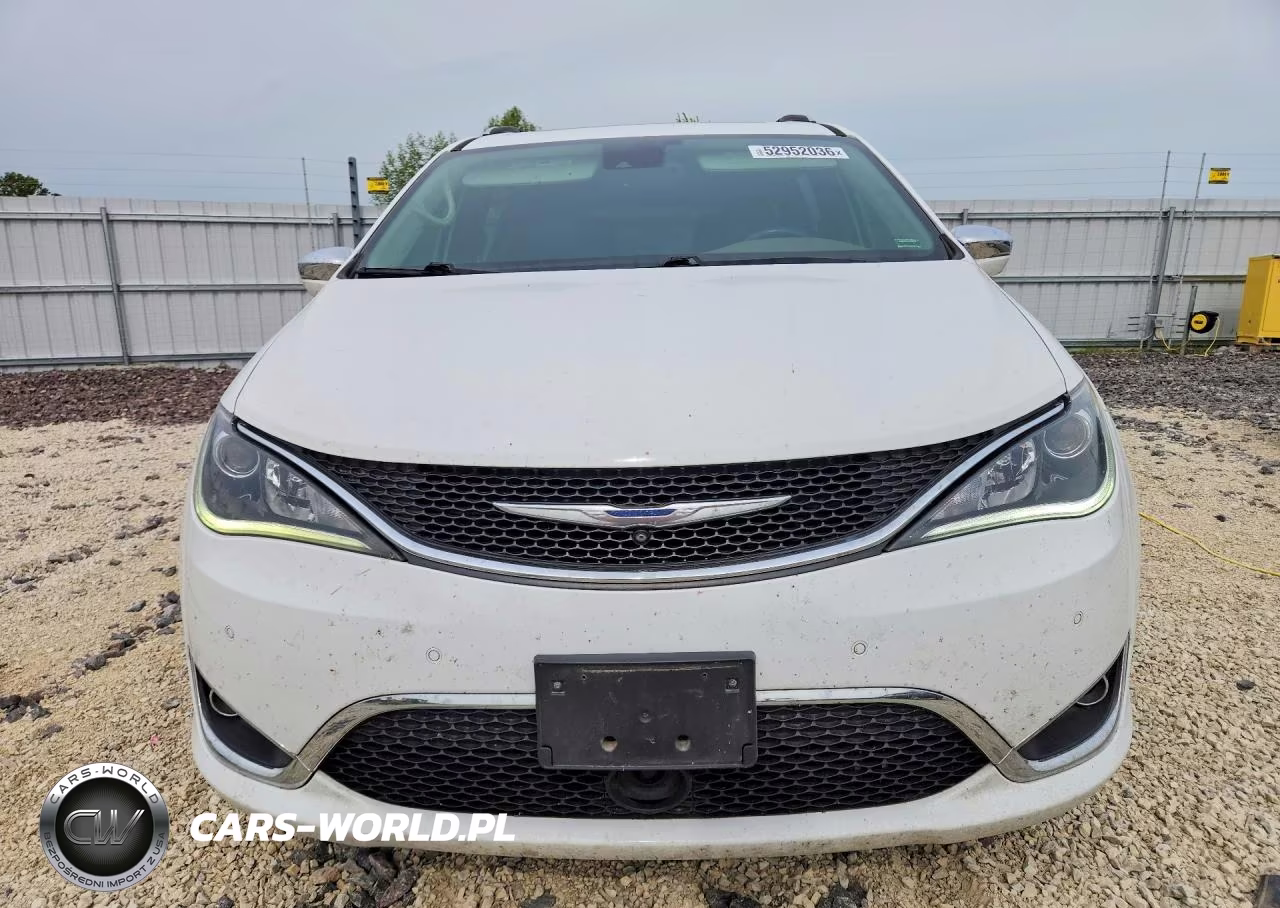 2017 Chrysler Pacifica Limited VIN:2C4RC1GG6HR841667 - 5