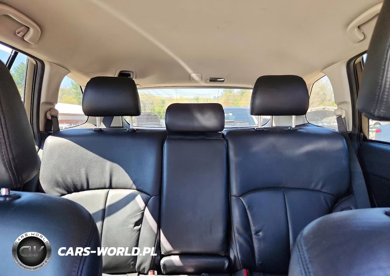 2013 Subaru Outback 2.5I Premium VIN:4S4BRBCC3D1228750 - 10