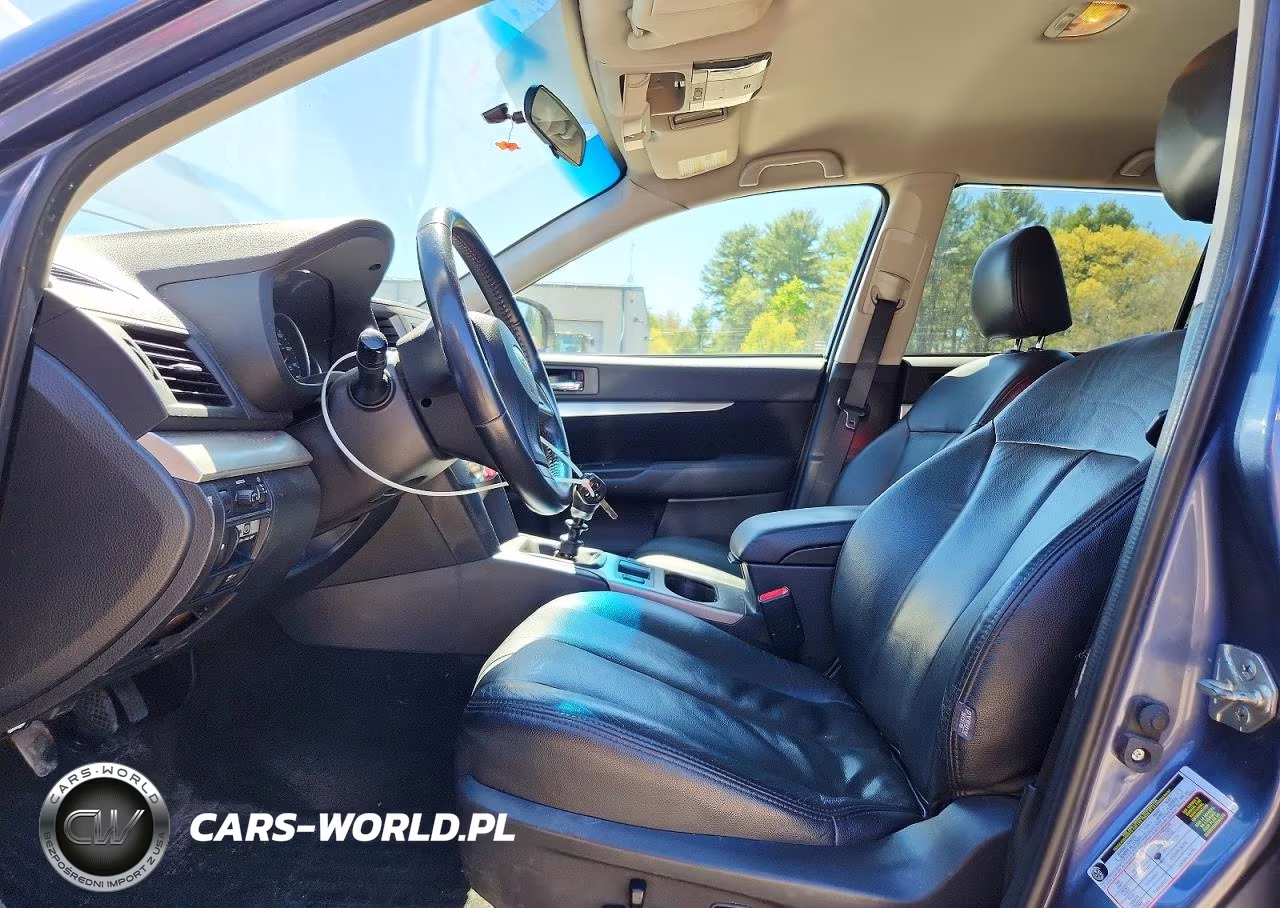 2013 Subaru Outback 2.5I Premium VIN:4S4BRBCC3D1228750 - 7