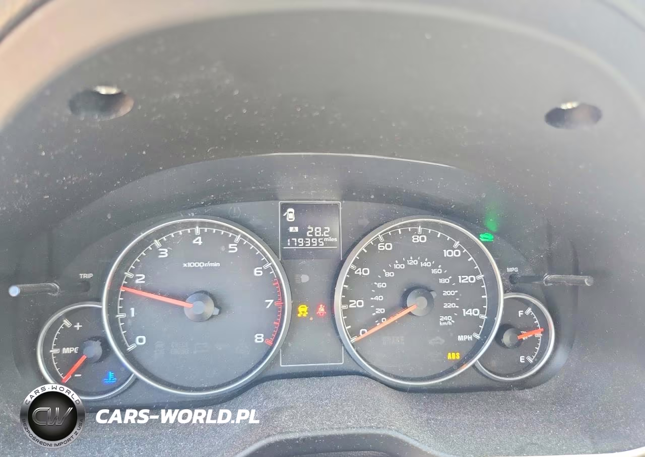 2013 Subaru Outback 2.5I Premium VIN:4S4BRBCC3D1228750 - 9