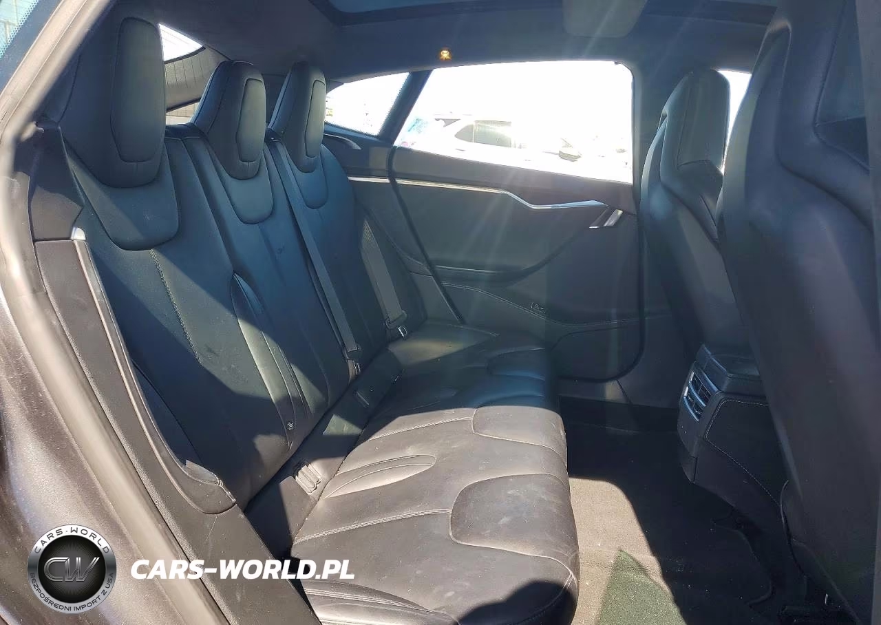 2016 Tesla Model S VIN:5YJSA1E20GF170330 - 10