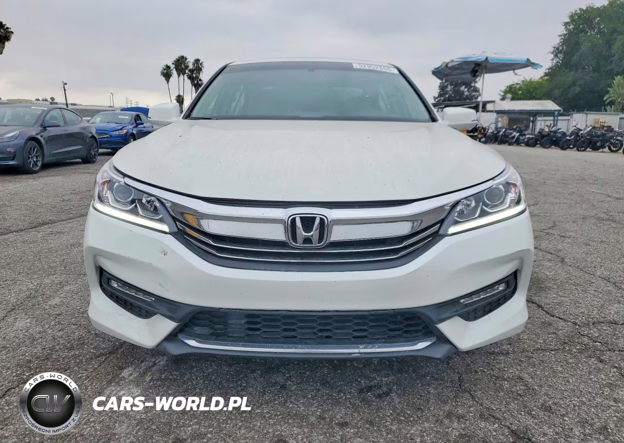 2017 Honda Accord Exl VIN:1HGCR3F83HA045099 - 5